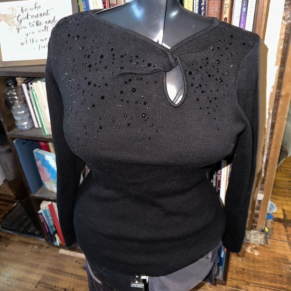 Reba black keyhole bejeweled basic minimalist S sweater